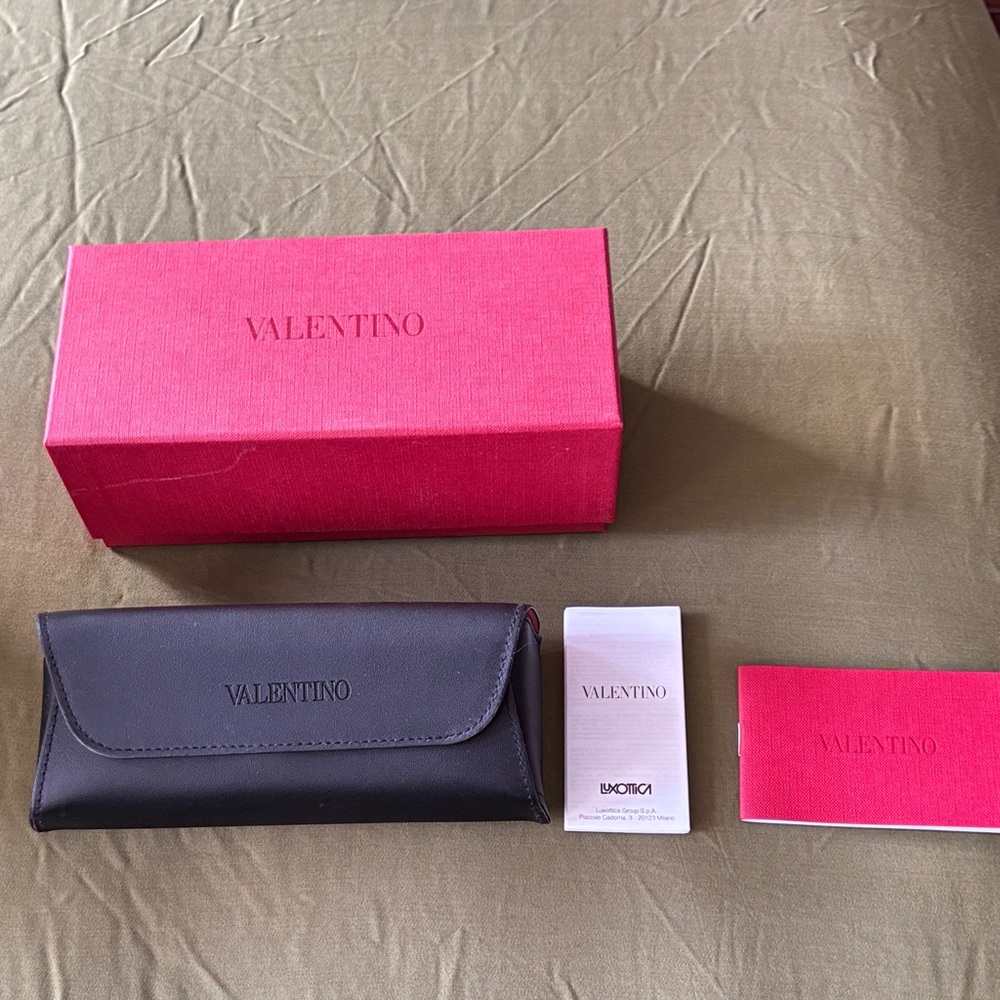 Valentino Black Case with Red Box Set